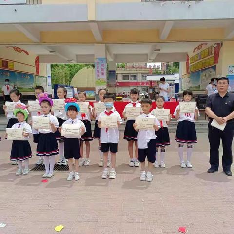 活力课间操，强健少年心