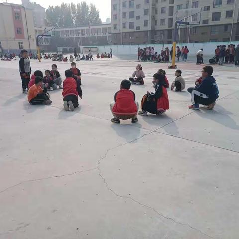 落实“双减”-游戏中作文课.蒲东街道实验小学四六班