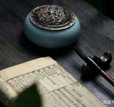 9月9日，秋季周末班开课了，让我们在碑帖中飞翔，在墨海中遨游。愿大家能继承传统文化，发扬华夏特色……
