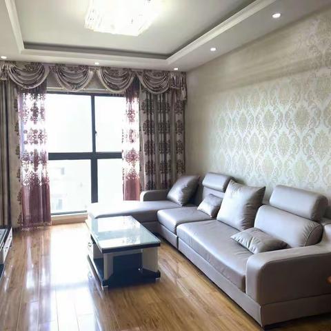 ⭐万达边，香颂城，标准套二80来平，中间好楼层，💰49.8看房热线66226