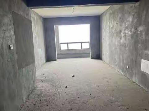 正读苏洵，玉龙半岛产权64实际110左右321户型。报价45.8老证。看房66226