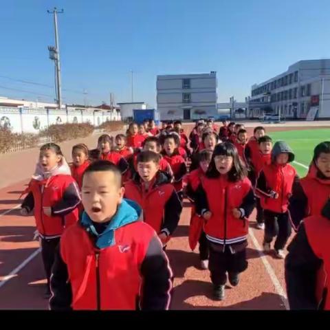 同舟共济抗疫情，空中课堂学不停！银城铺镇东马庄小学二年级