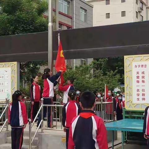 “学党史，感党恩，跟党走，党的历史我来讲＂一一兴庆区第二小学第十二周值周总结。