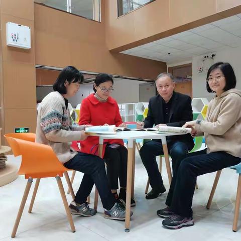 领悟教育智慧，感悟作文魅力          ——记六年级学生作文培训活动