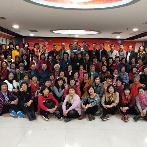 二轻服装厂工友留影2017至2019年