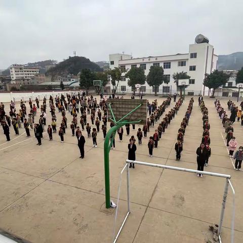 立志逐梦——黄龙坝小学主题活动