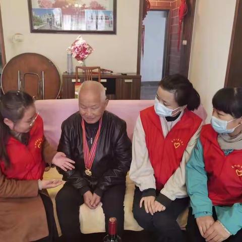 我为群众办实事‖陈杨寨街道秦阳社区开展“过重阳 话党恩”系列活动
