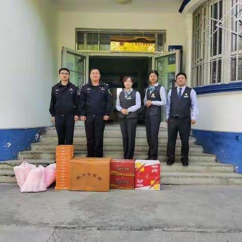 警银浓情  相佑同行