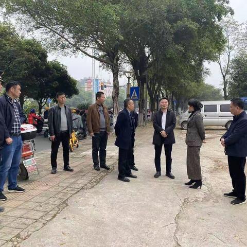 提升乡村风貌，秀峰城管在行动