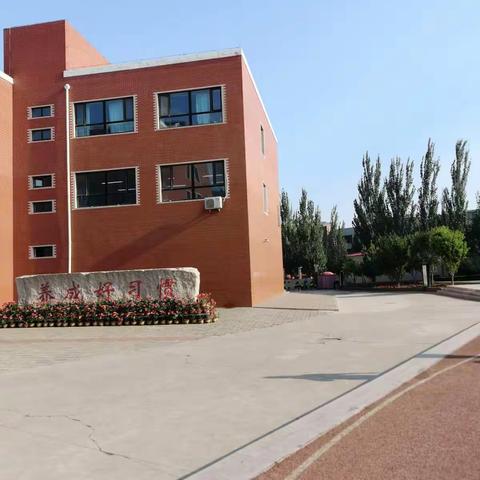 丰富的社团活动，多彩的校园生活 ____观看宣化区工业街小学社团活动成果展示