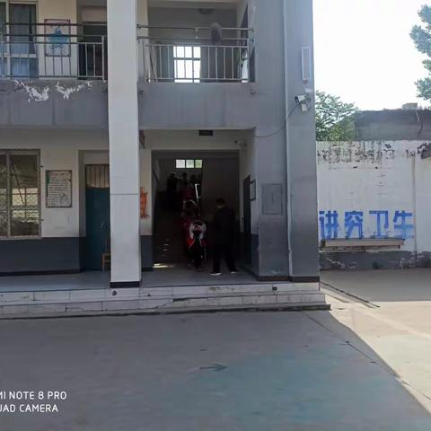 关爱学生，健康成长——张西堡镇总校陈义小学开展安全演练大逃生活动