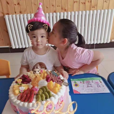 祝马梓溪小朋友生日快乐