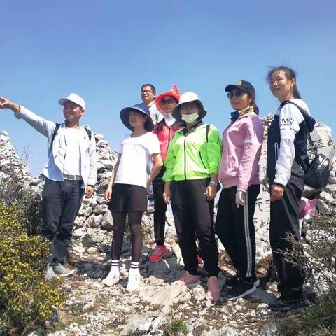 行走，石林老圭山……