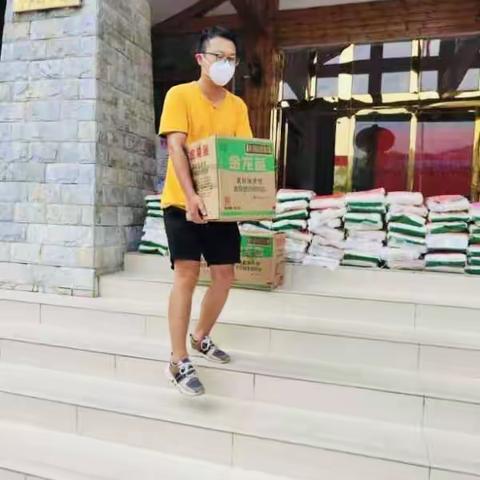 三尺讲台育英才 “疫”中教师显担当 贵定一中党员教师的故事（第二期）