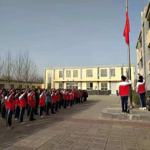 缅怀先烈，致敬英雄，文明祭祀——张显口小学