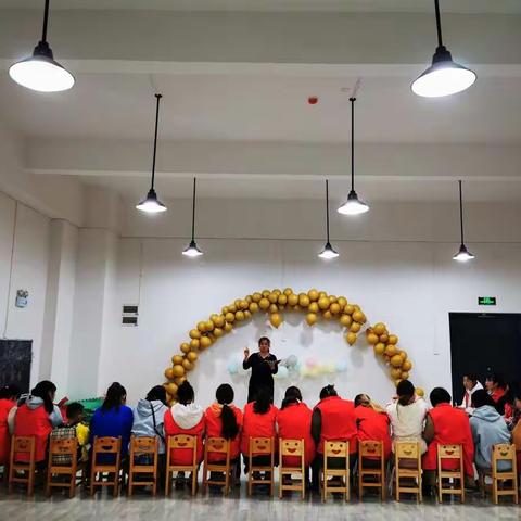 🌻因教育而精彩，因挑战而优秀🌻 🌸花园里幼儿园🌸课赛活动🌻🌻