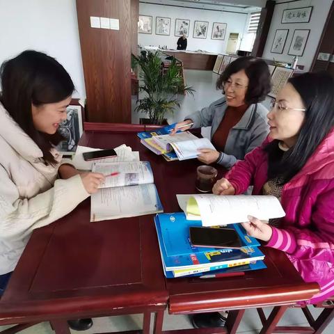 立足教研，互促成长——记德州五中八年级英语组集体教研活动