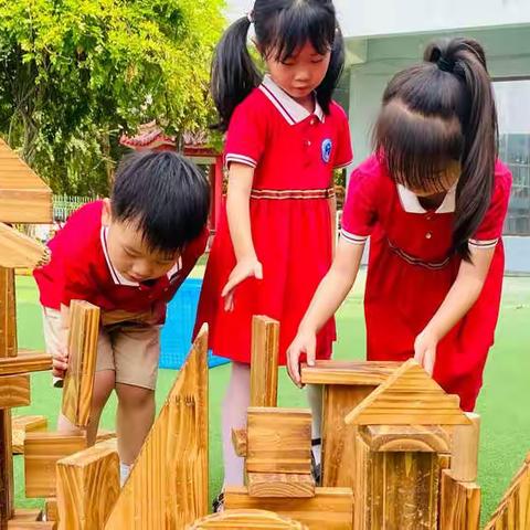 致远小学附属幼儿园大五班9月份精彩回顾