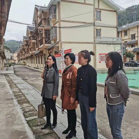 遵义市妇联党组成员、副主席马朝群莅绥阳调研指导工作