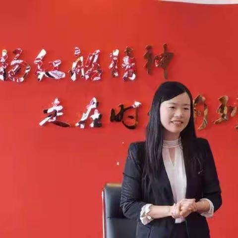 嘉兴技师学院离退休第二天党支部五月二十四曰上午在学院开展“党员政治生日”主题党日活动