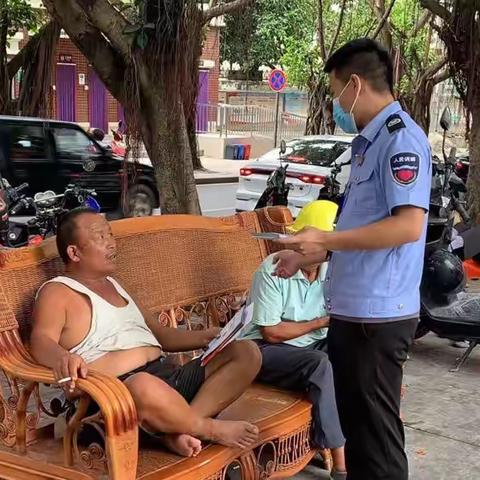 吉阳区月河社区开展——《美好生活·民法典相伴》普法宣传活动