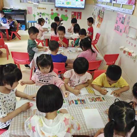 欣欣幼儿园小班段第二学期第十七周（6.6-6.10）教学内容