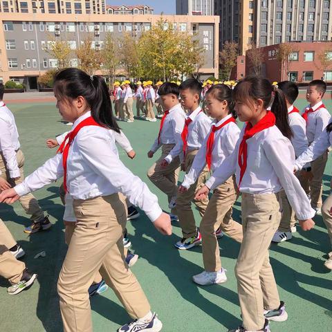 金秋展风采 队列树规范