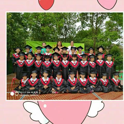 希望幼儿园大班毕业典礼及暑期安全家长会如期完成，学校防溺水工作持续不断，小朋友们的才艺表演也是棒棒哒