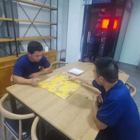 金龟小型站组织开展文体活动