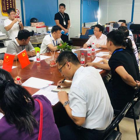 吉阳区区委副书记、区长顾浩实地调研下洋田第二片区棚改项目工作