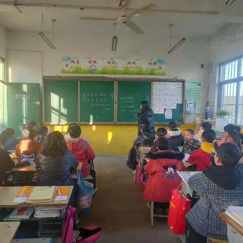 “落实消防责任，防范安全风险”独树镇金银店小学主题班会