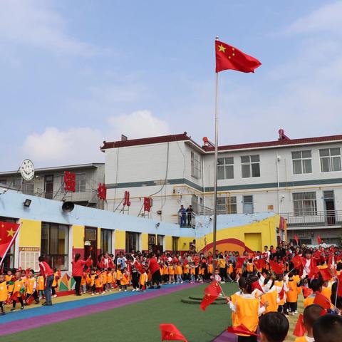 富强幼儿园开学了，欢迎宝贝入园！