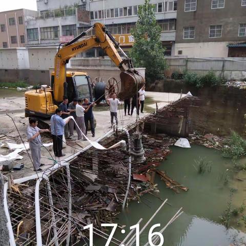 宝州物业——丰和家园雨后清理工作