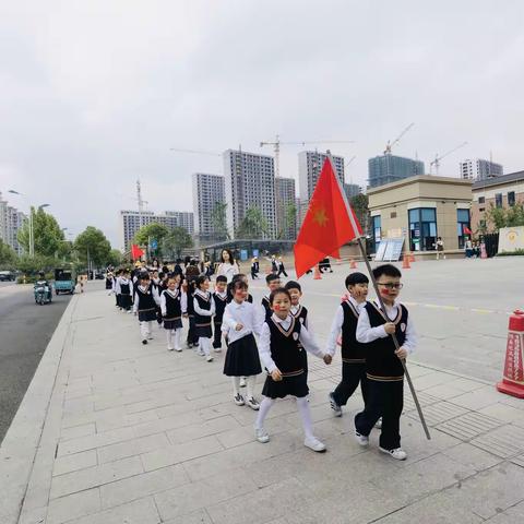 童心向党   幸福成长，--东港学校105班春游记