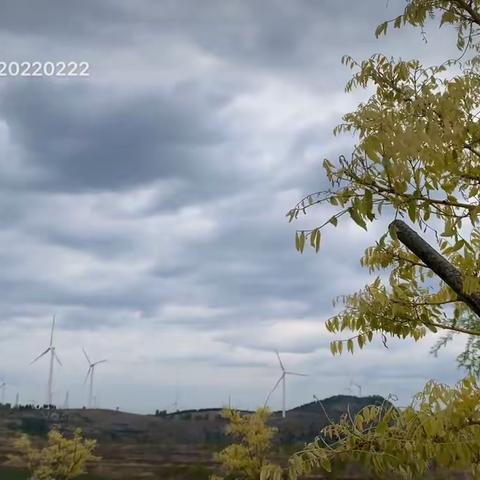 山顶的风景总要自己去看