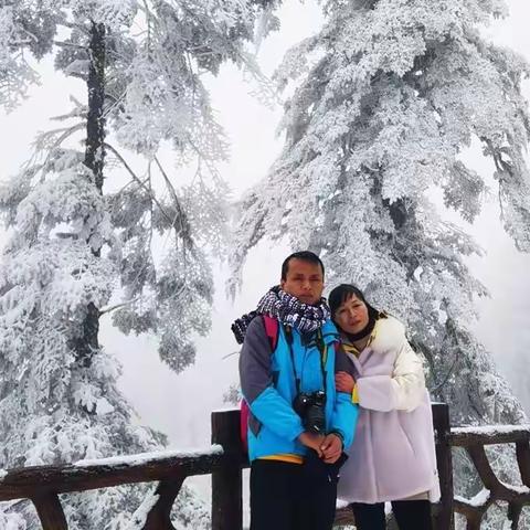 瓦屋山雪景银装素裹分外妖娆（人物篇）