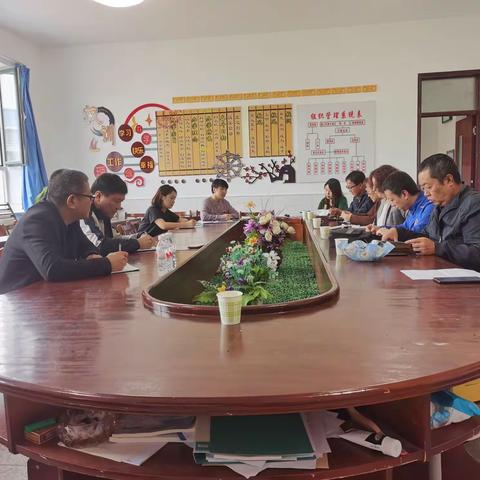教学视导促发展，课堂教学重实效——记和龙市进修学校领导莅临和龙六中教学视导
