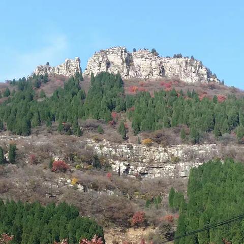 也谈彩石劈山红叶