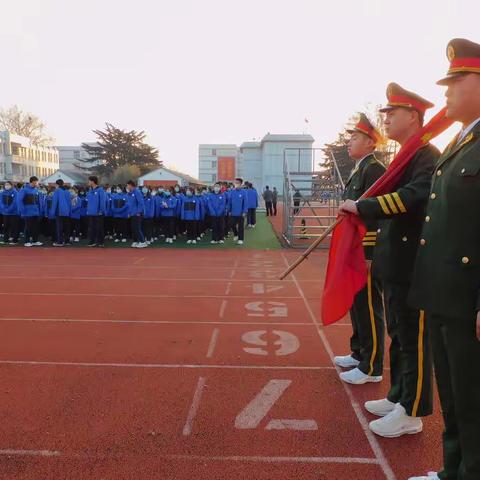 高密二中“回首过去，审视现在，展望未来” 2020--2021年下学期开学升旗仪式