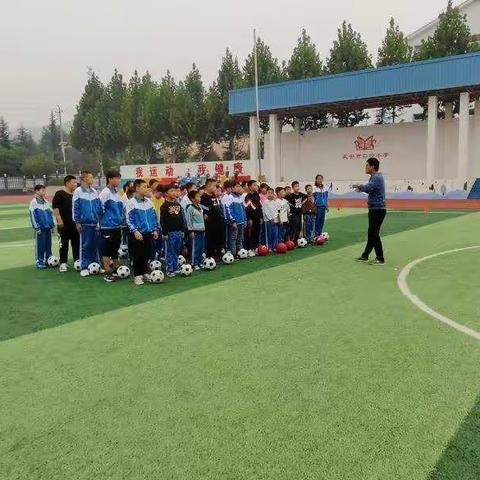 社团活动展风采   素质教育显成效--白沙小学举行社团活动成果展示