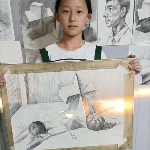 周六下午4：00—6：00素描学生作品