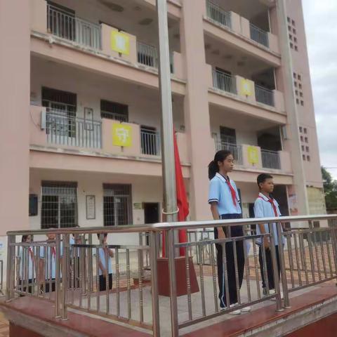 喜迎二十大，崇福小学建队日入队仪式