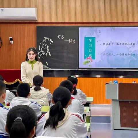 【济宁市实验初中】“学而思”并进，成长不止息——济宁市实验初中语文“学思”工作室举行展示课教研活动