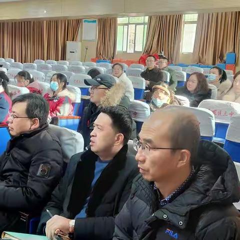 聚合智慧研教学  资源共享促提升