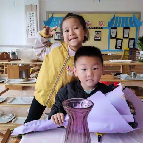 百花幼儿园🌸茉莉班-豪豪插花🌸