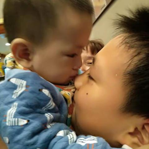 中秋节家人团聚