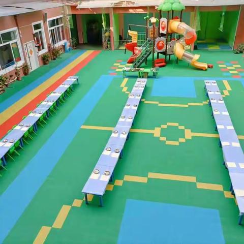 《快乐星期五，巧手做寿司》——阳光叠彩幼儿园做寿司活动开始啦！