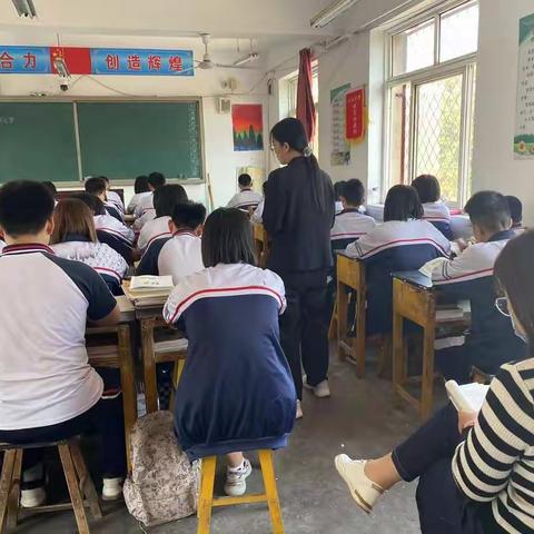 勤研以善教，指导以致远 —— 县教研员来魏僧寨中学指导教育教学工作