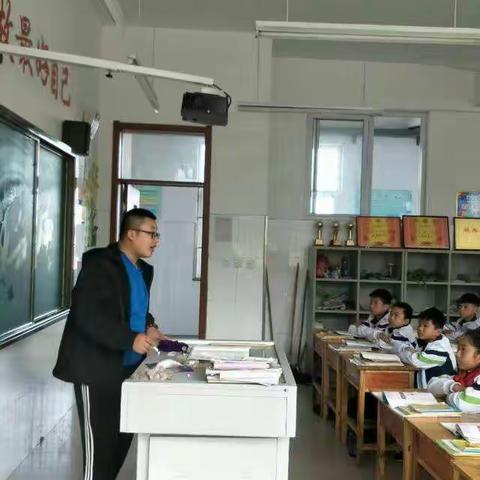 城阳实验学校 青蓝结对 师傅王晓波的高效课堂