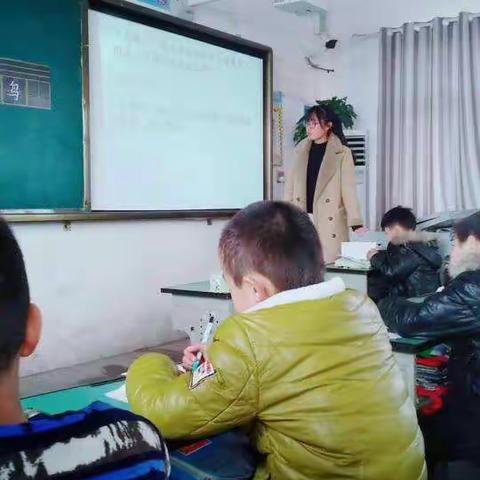 “先学后教，当堂训练”,是一整套系统、科学的适应素质教育的教学法。